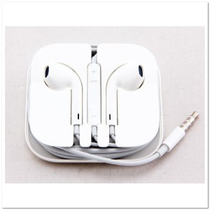 Наушники iPhone 5/6 FOXCONN длина провода 1,2 м Наушники iPhone 5/6 FOXCONN длина провода 1,2 м